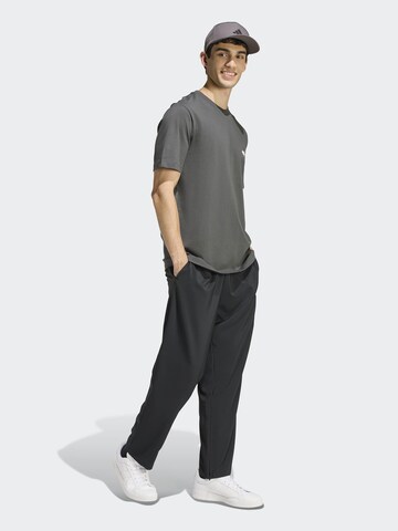 ADIDAS SPORTSWEAR Funkčné tričko 'CHEESECAKE' - Sivá