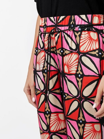 TONI Regular Broek in Rood