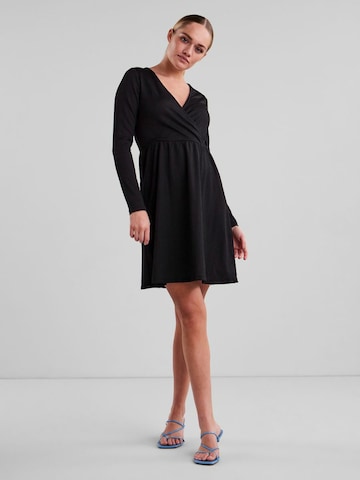 PIECES - Vestido en negro