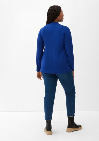 TRIANGLE Blouse in Blauw