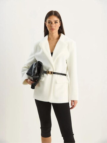 Bianco Lucci Tussenjas in Wit