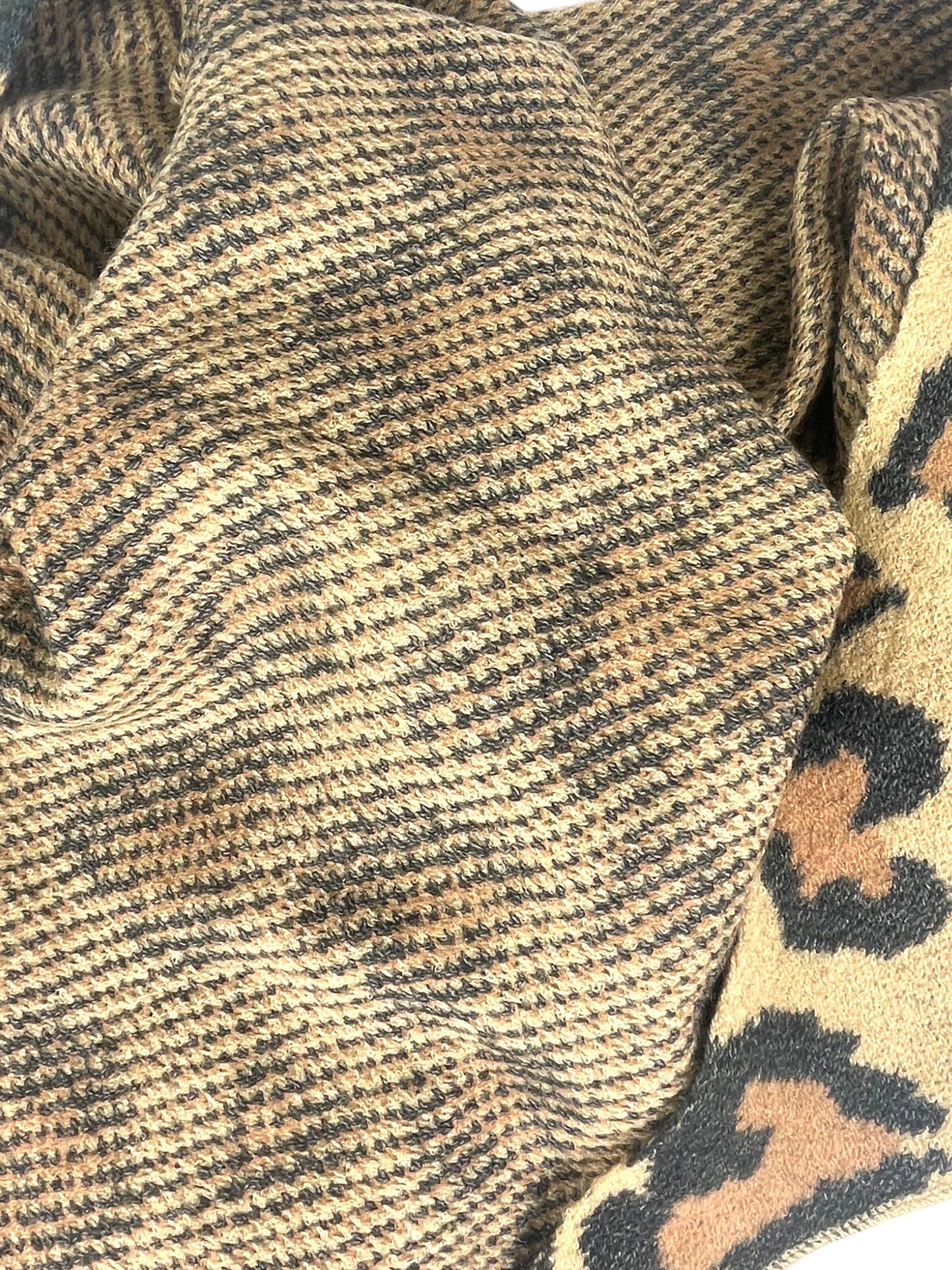 Kumixi Oversizeschal 'Leo'‌‌ in Braun