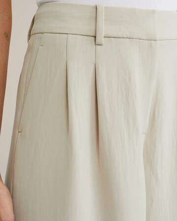 Wide leg Pantaloni cutați de la WE Fashion pe bej