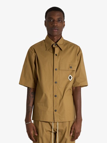 Coupe regular Chemise Yes London en marron : devant