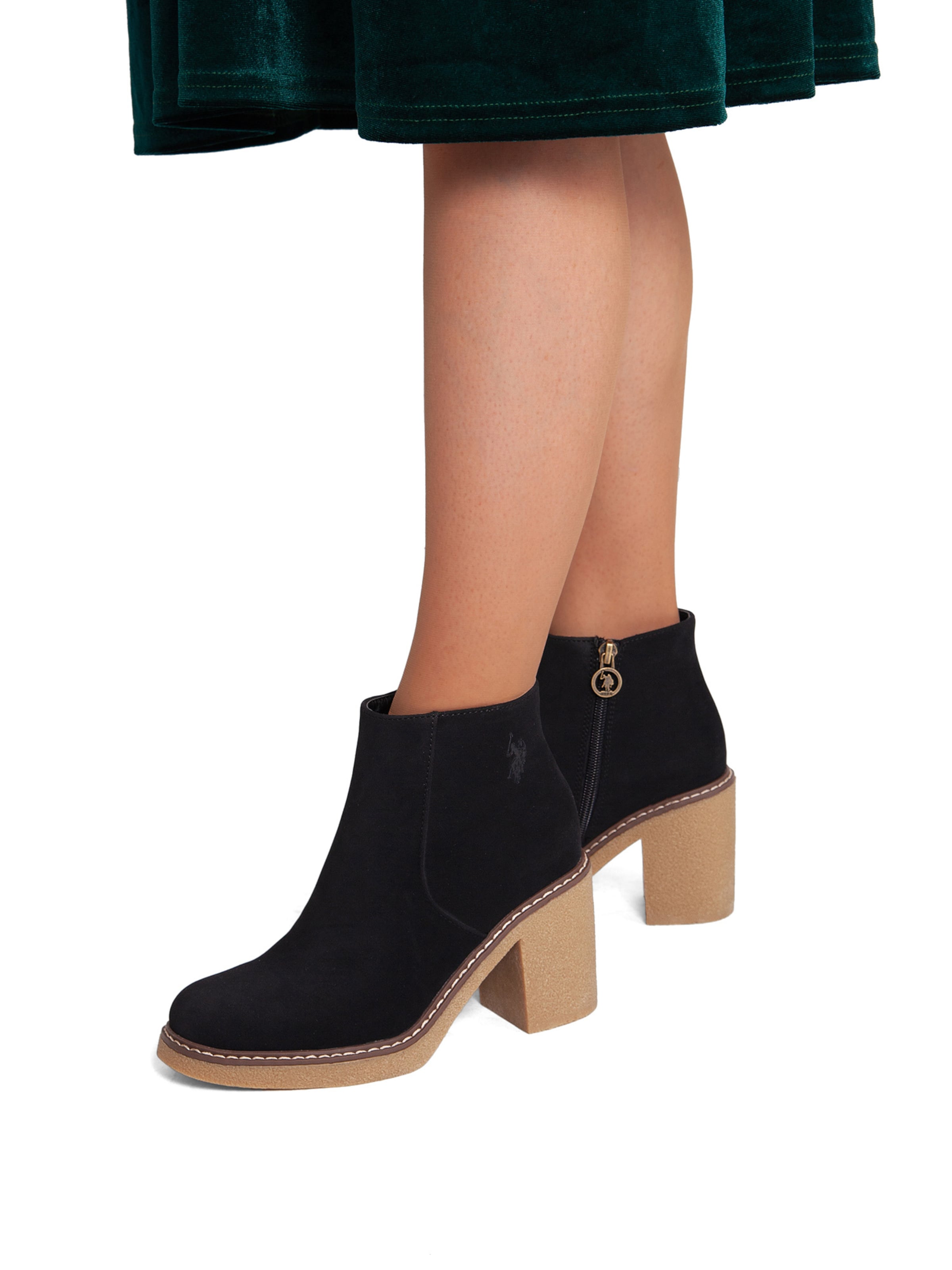 US POLO ASSN. Booties 'Mabel' in Black: front
