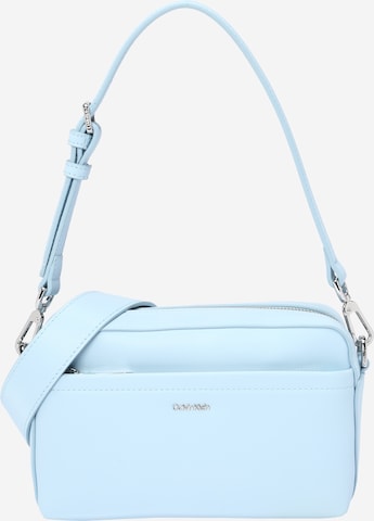 Calvin Klein - Bolso de hombro 'MUST' en azul: frente