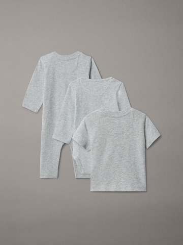pilka Calvin Klein Jeans Rinkinys 'ESSENTIALS'