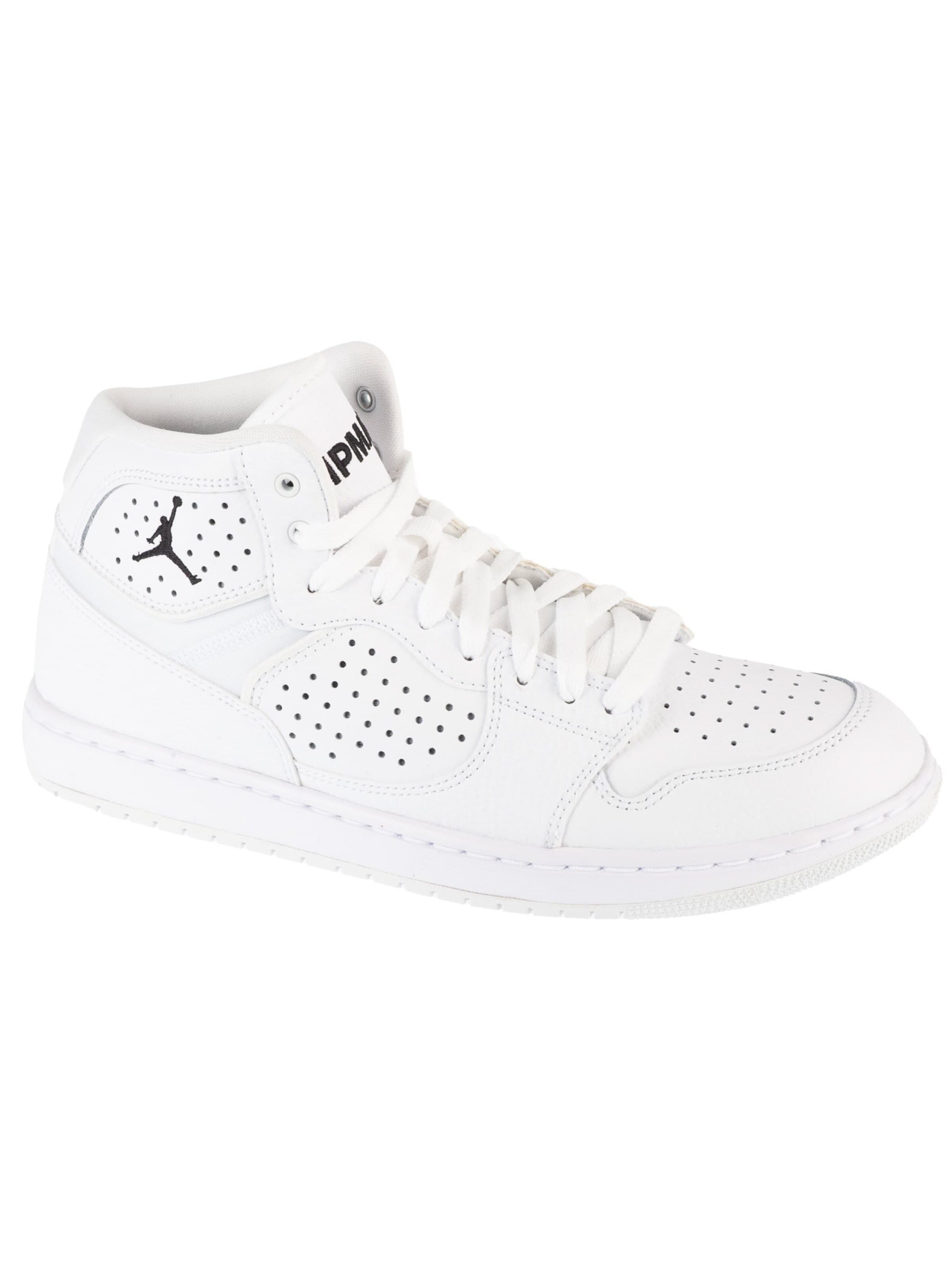 Jordan Platform trainers 'Jordan Access' in White: front