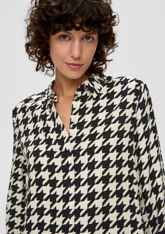 s.Oliver Blouse in Zwart