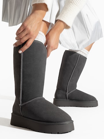 Gooce Boots 'ELIDIR' in Grey: front