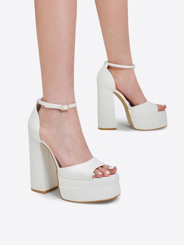Dream Pairs Strap Sandals in White
