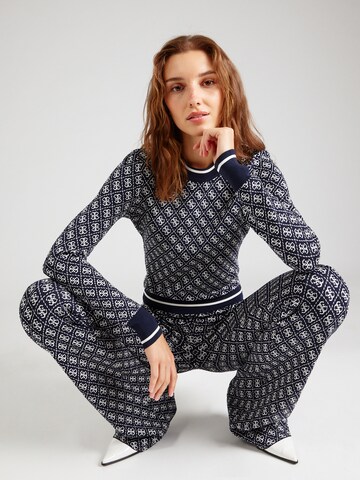 GUESS Sweter 'LISE' w kolorze niebieski