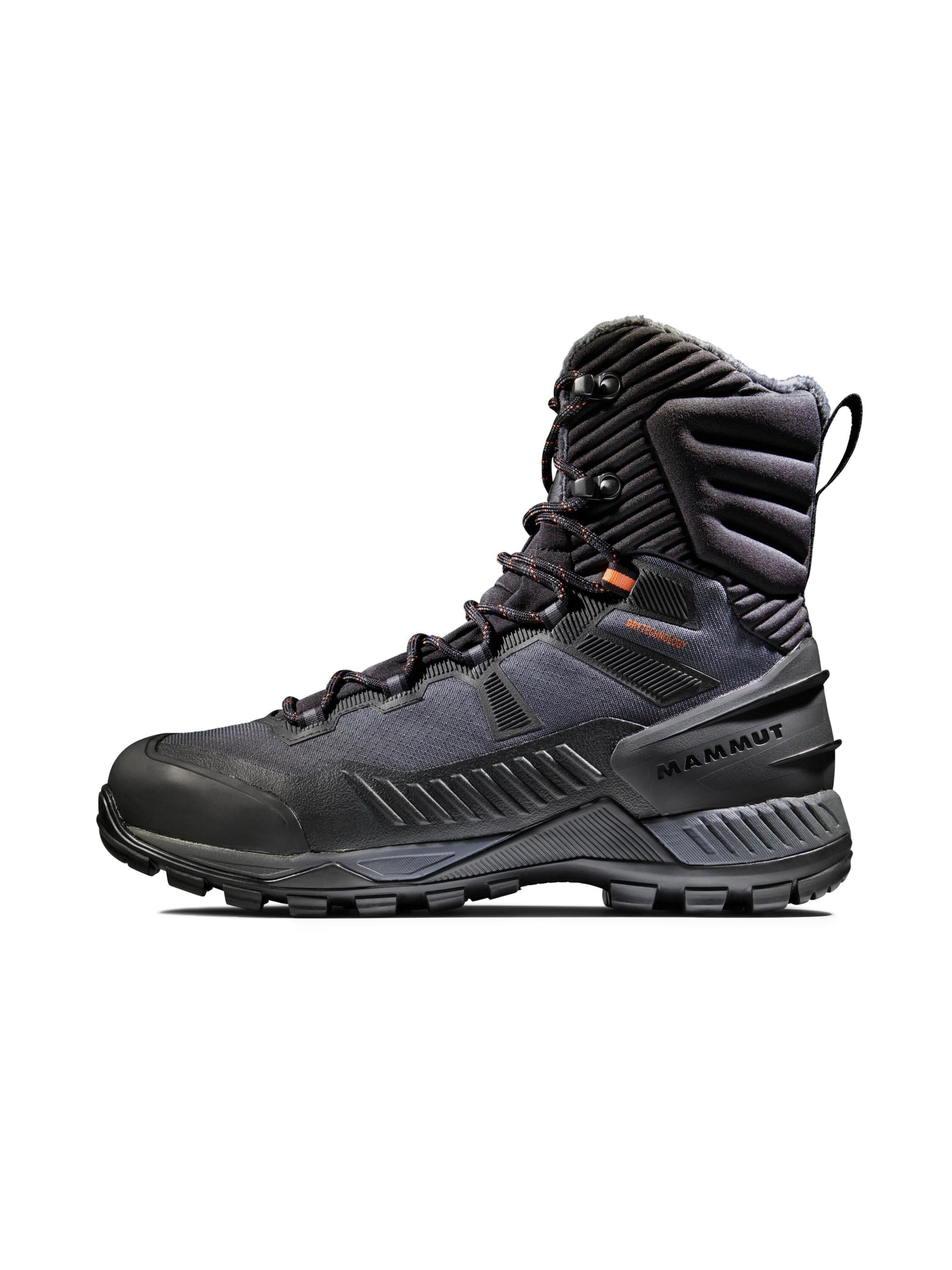 MAMMUT Boots 'Blackfin III' in Black: front