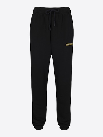 Magdeburg Los Angeles Tapered Broek in Zwart: voorkant