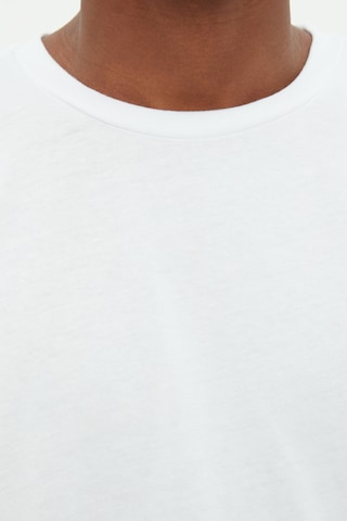 Trendyol - Camiseta en blanco