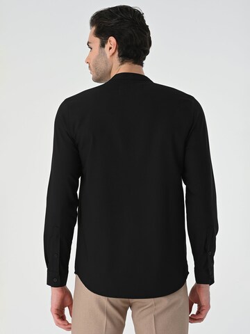 Antioch Slim Fit Hemd in Schwarz