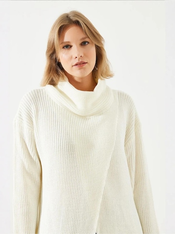Abito in maglia di Bianco Lucci in beige
