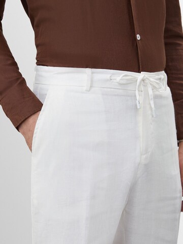 Slimfit Pantaloni con piega frontale di Antioch in beige