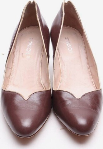 BOSS High Heels & Pumps in 39 in Brown