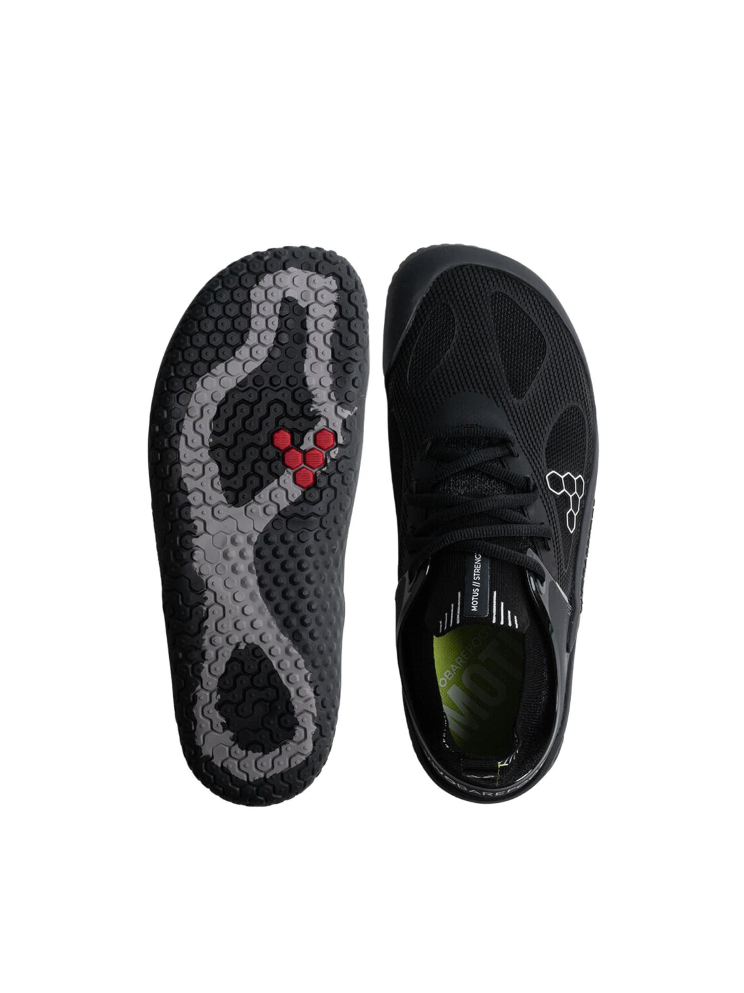 Vivo Barefoot Ulkoilukengät 'MOTUS STRENGTH MENS' värissä musta