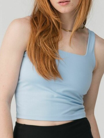 Top ' Tommy ' di Girlfriend Collective in blu