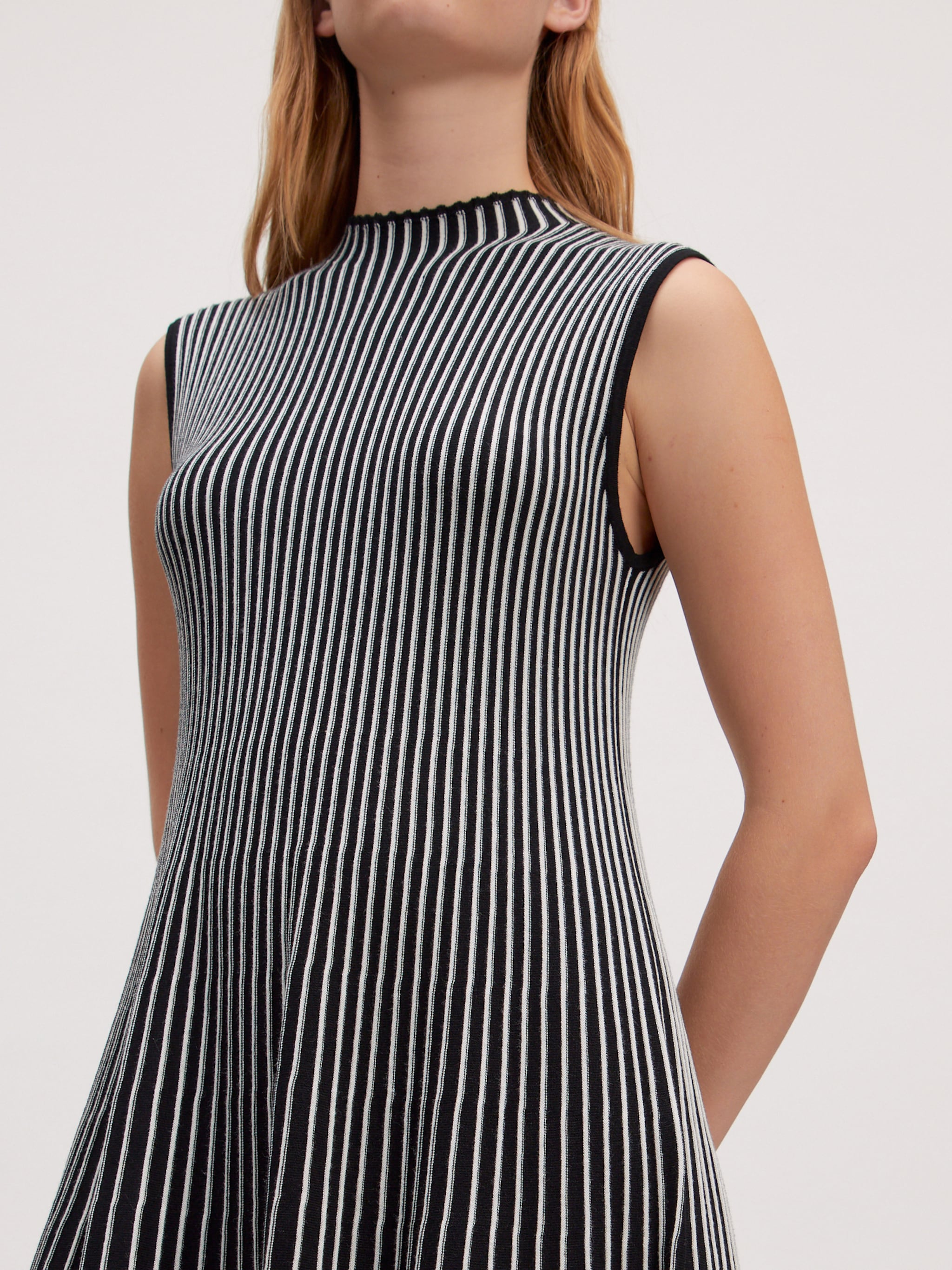 EDITED Produkter Kjole 'Lillesol' sort