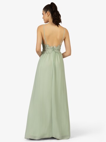 APART Abendkleid mit tiefem V-Ausschnitt in Grün