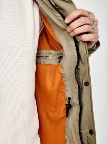 REDPOINT Between-Season Jacket in Green