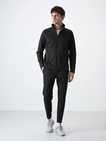 Tommy Life - Fato de desporto em preto: frente