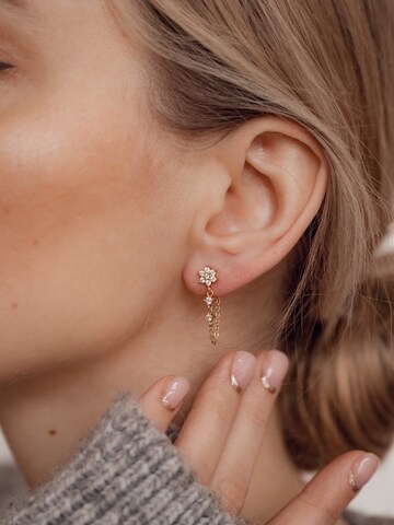 Hey Happiness Earrings 'Soft Bloom' in Gold: front
