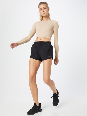 Newline Regular Sportshorts in Schwarz