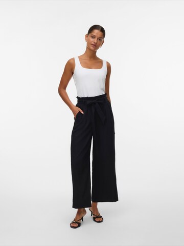 VERO MODA Wide leg Pleat-Front Pants 'VMSYDNEY' in Black