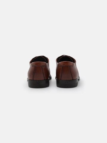 Chaussure à lacets 'Melbourne' ECCO en marron