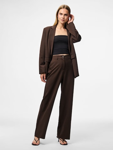 Wide Leg Pantalon 'PCKamil' PIECES en marron