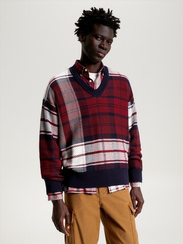 Pull-over TOMMY HILFIGER en rouge : devant