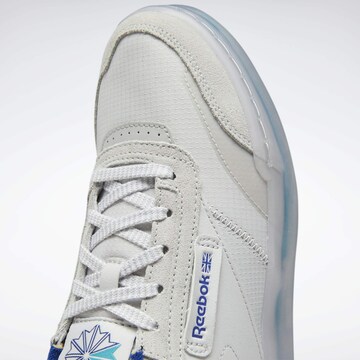 Reebok Platform trainers 'Club C Legacy' in White