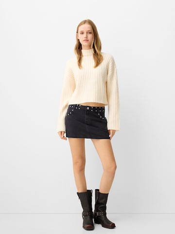 Bershka Krilo | črna barva