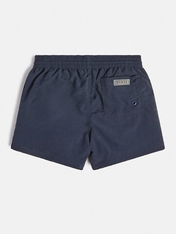 GUESS Badeshorts in Blau