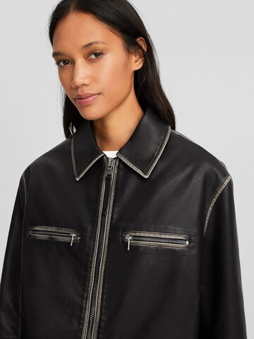 Veste mi-saison Bershka en noir