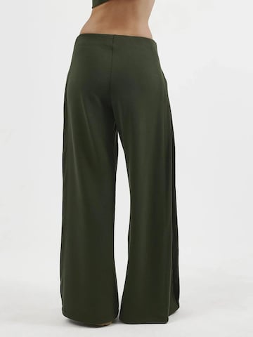 Busem Wide leg Broek in Groen