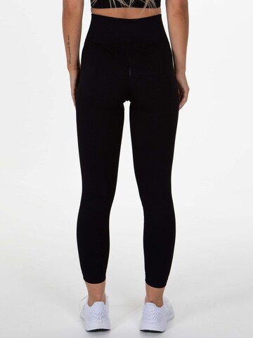 Divina Slimfit Sporthose 'Nani' in Schwarz