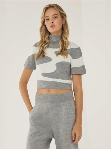 Pullover di Hiccup in bianco