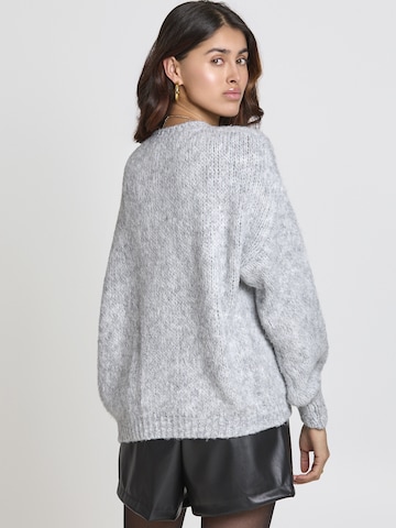 Lilavie Strickpullover ' Peggii ' in Grau