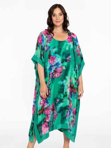 Yoek Dress in Green: front