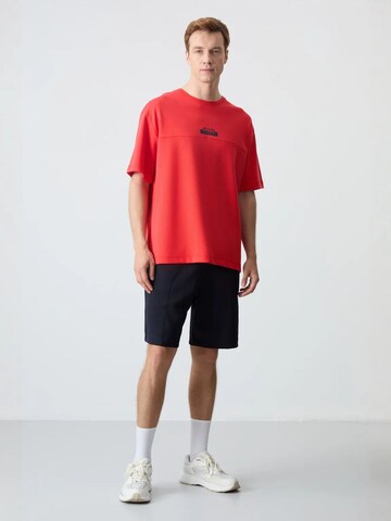 Tommy Life Sweat suit in Red: front