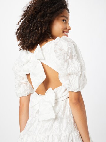BardotKoktel haljina 'FRANKIE' - bijela boja