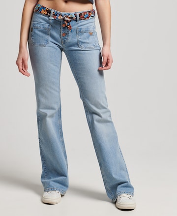 Superdry Flared Jeans in Blauw: voorkant