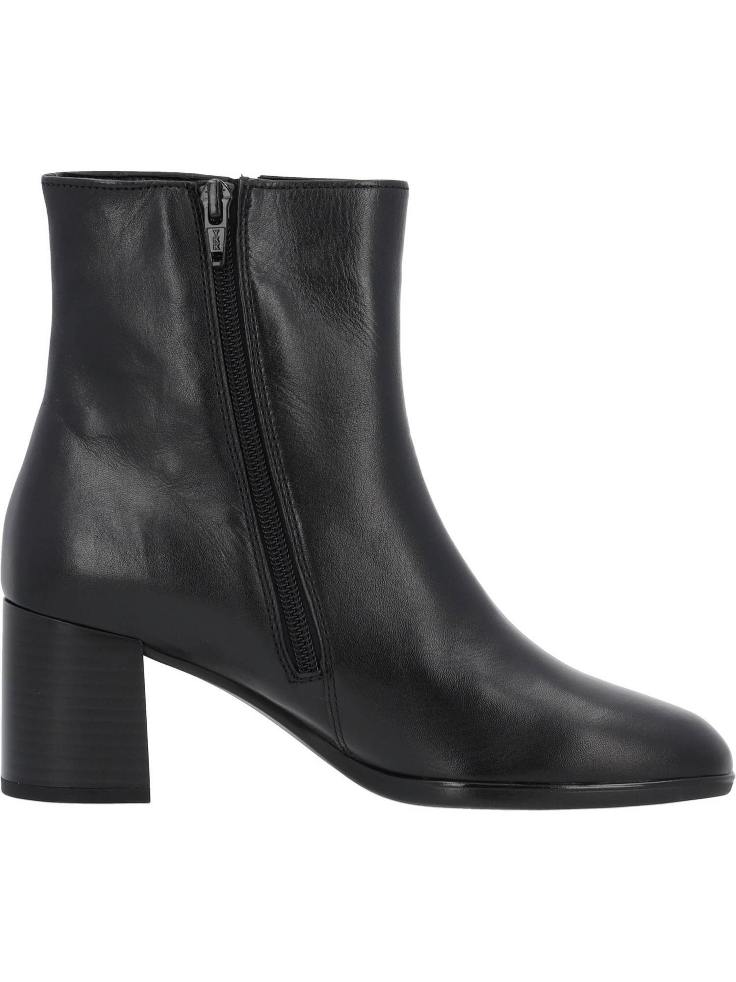 GABOR Ankle Boots in Black
