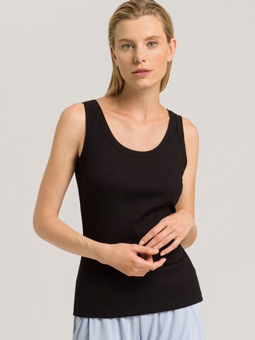 Hanro Top in Black: front