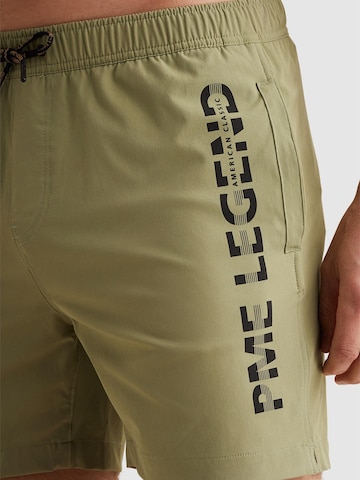 Regular Pantalon 'Airframe swim shorts' PME Legend en vert